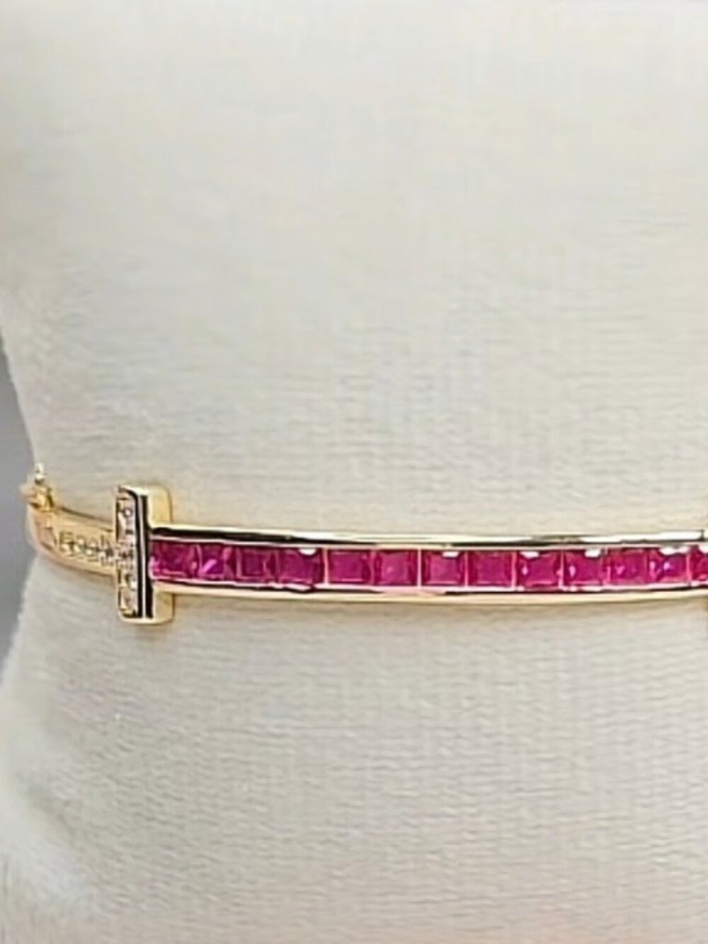 Pink Gem Gold Plating Hinge Bracelet